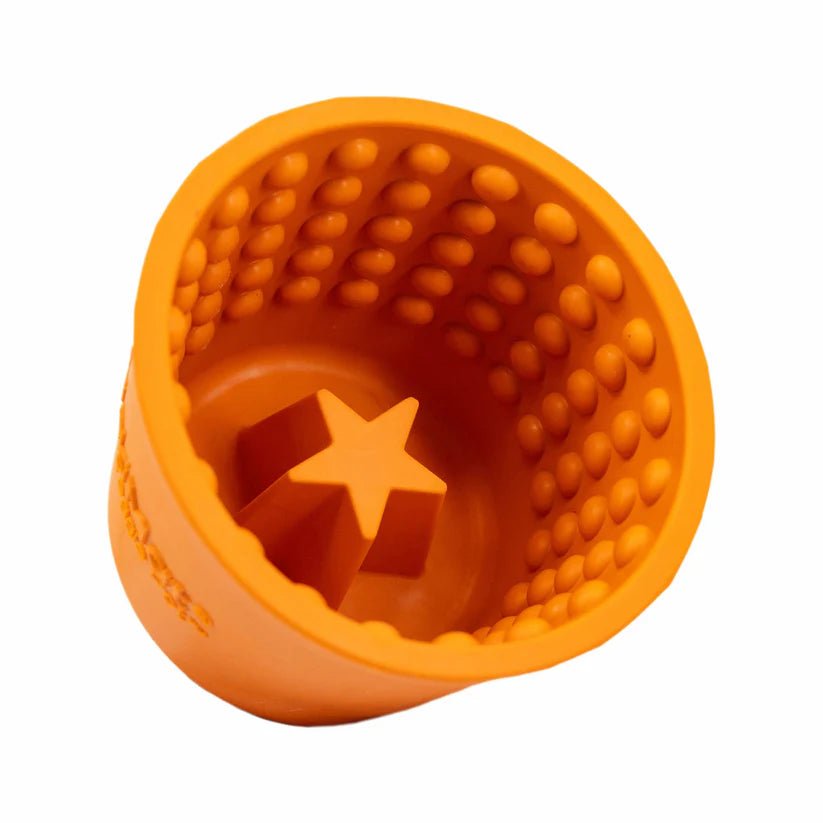 LickiMat Yoggie Pot - The Bark Side